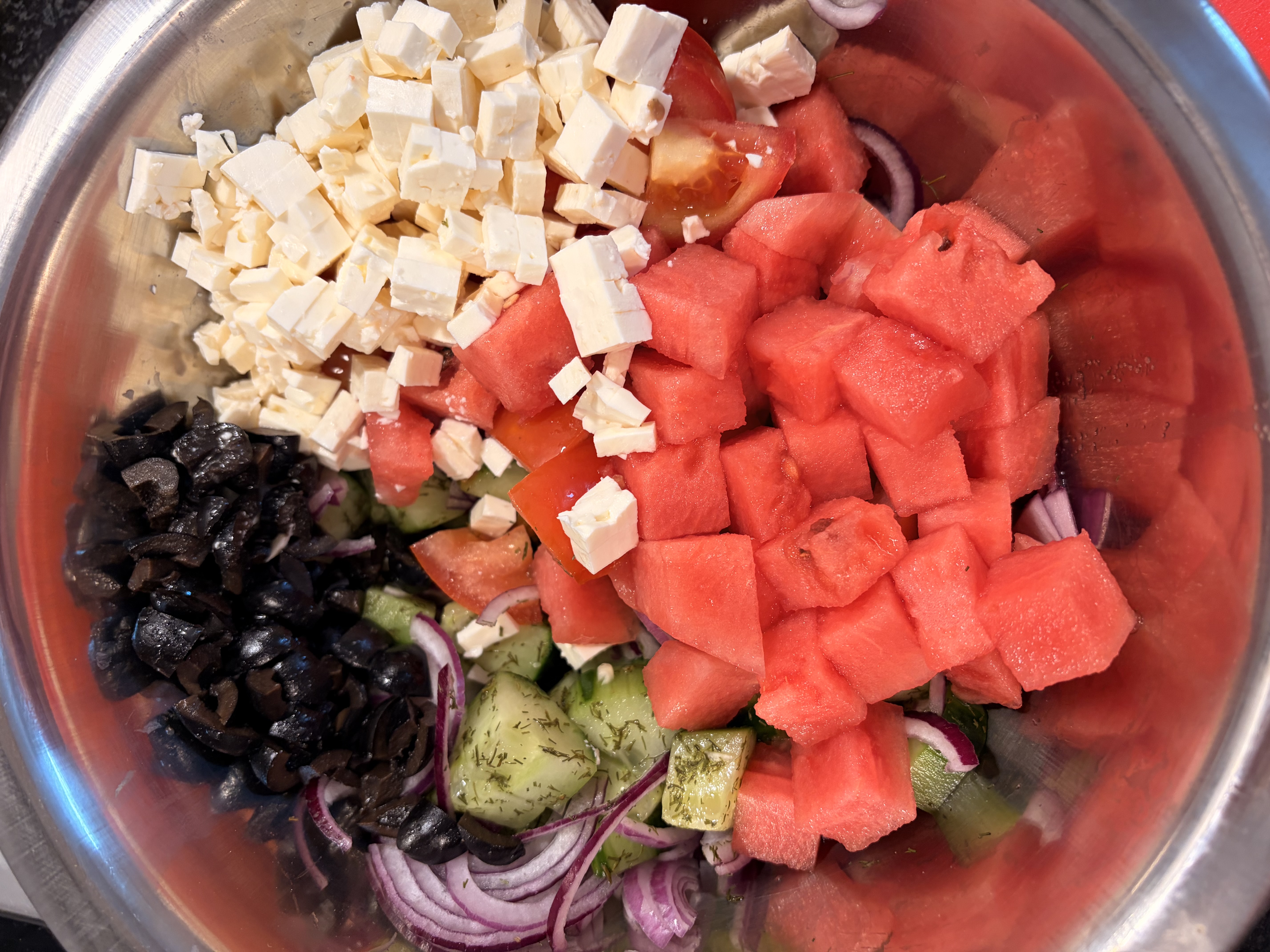Griechischer Salat mit Wassermelonen